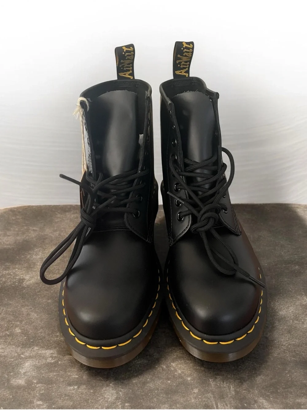 Dr. Martens Air Wair Combat Boots with Bouncing soles  NWT size 8 women 7 men